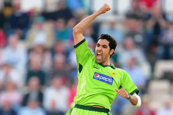 best bowlers in Pakistan